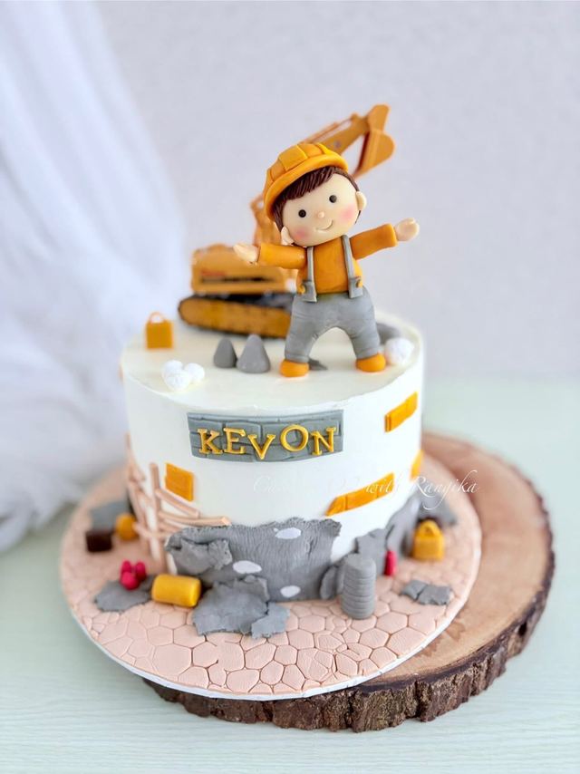 Birthday cake by Rangika
