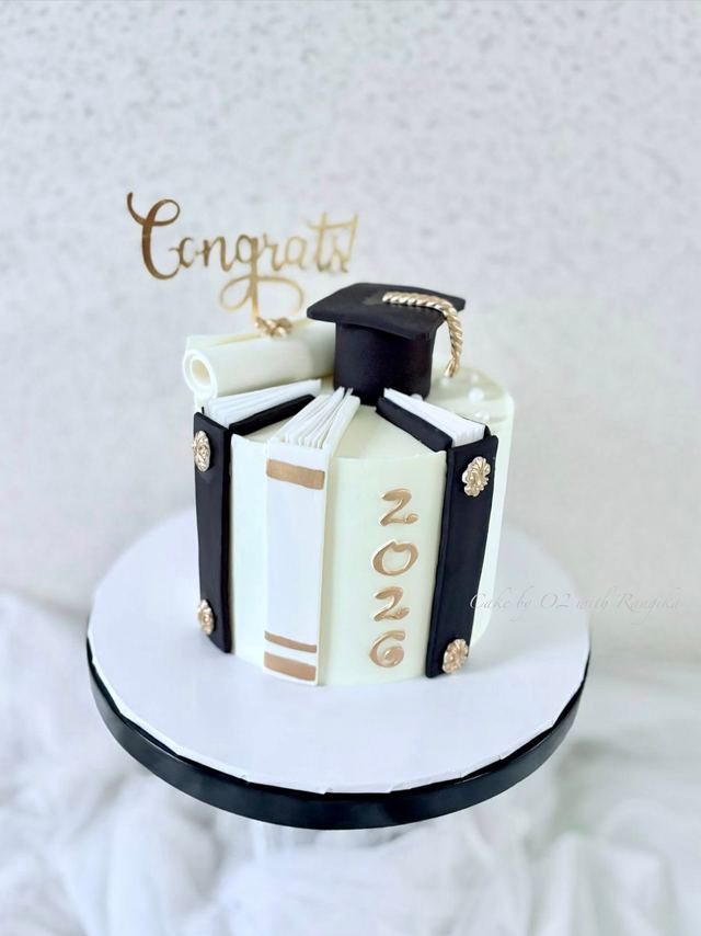 Custom celebration cake by Rangika