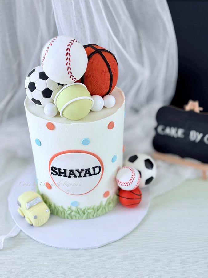 Custom birthday cake by Cake by O2, Colombo