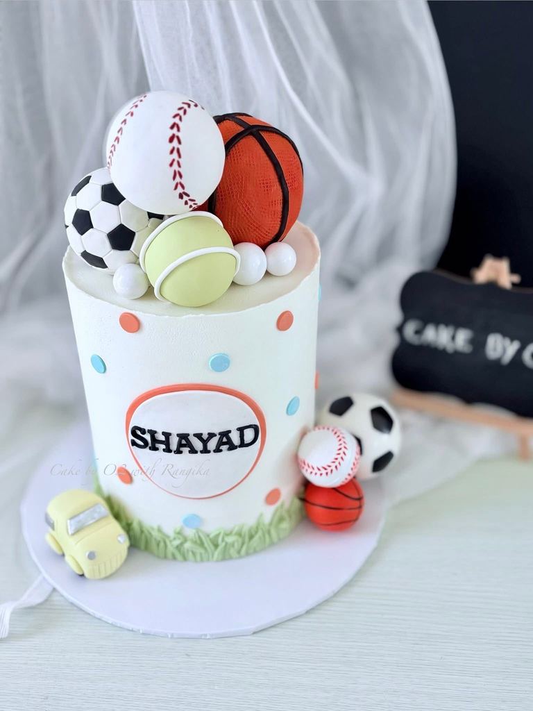 Custom birthday cake by Cake by O2, Colombo