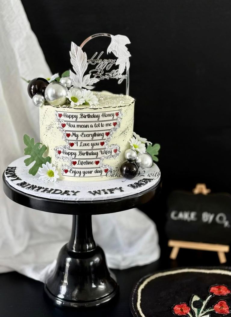 Custom birthday cake by Cake by O2, Colombo